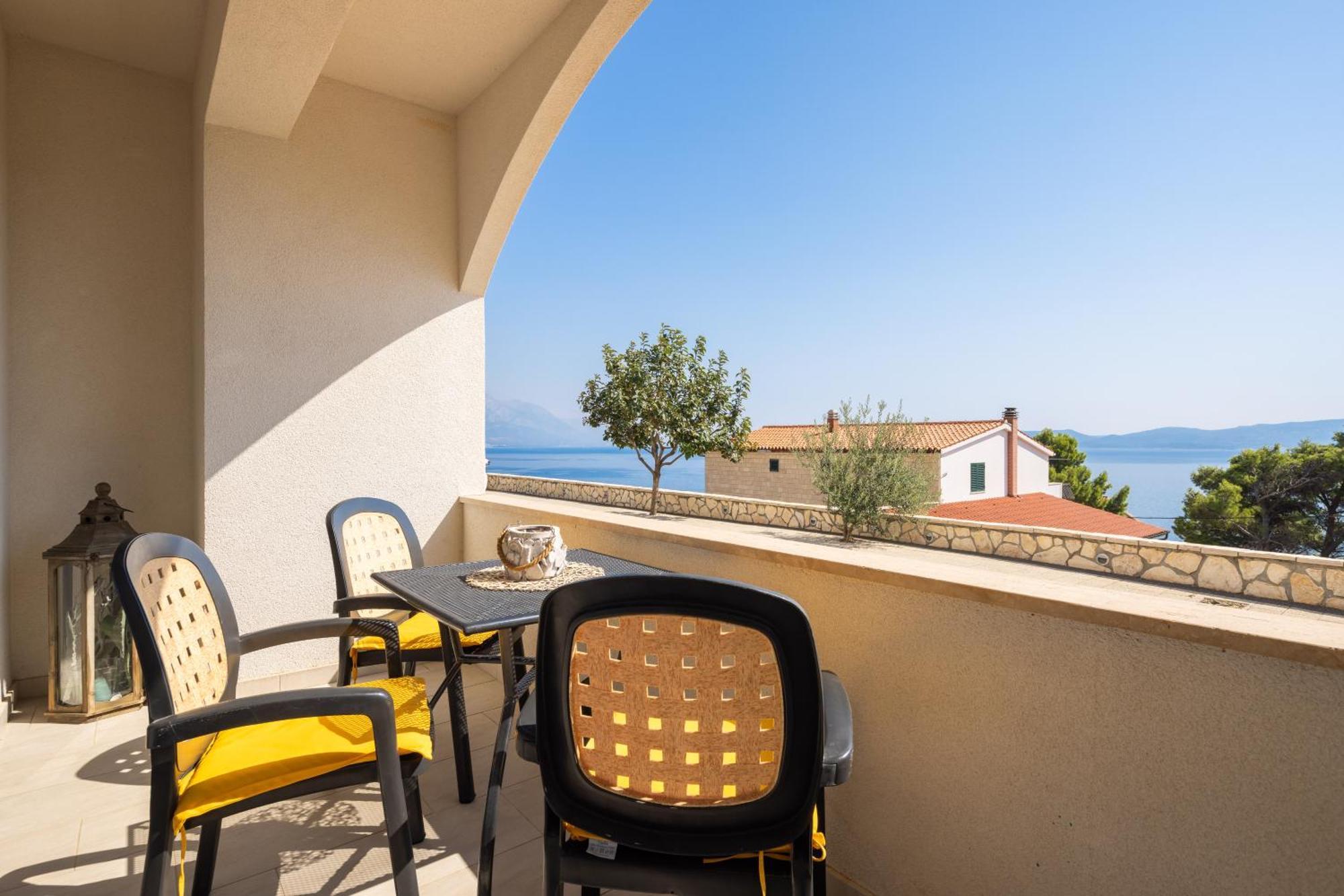 Appartments Villa Daria Marusici  エクステリア 写真